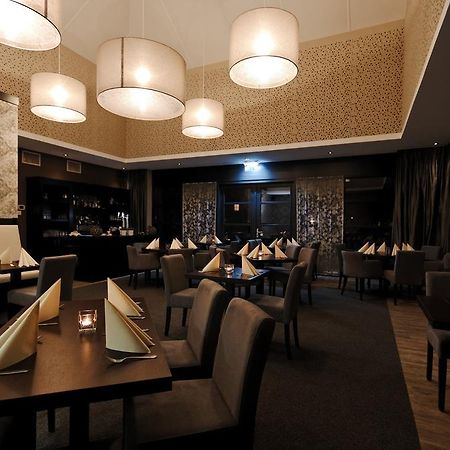 Hotel Cafe Restaurant Hegen Wezup Exterior foto