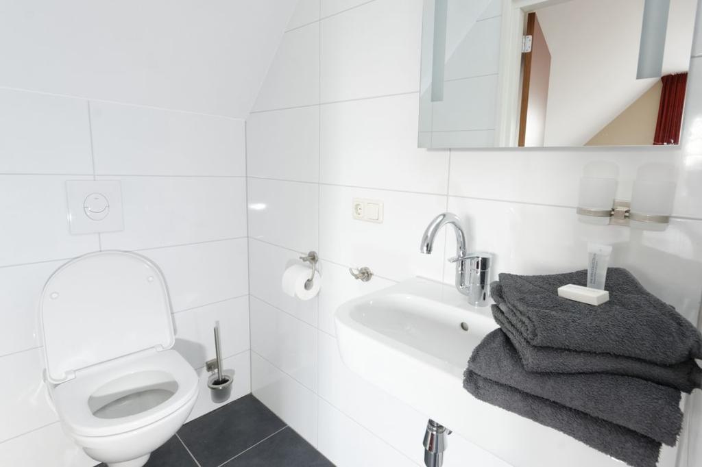 Hotel Cafe Restaurant Hegen Wezup Zimmer foto